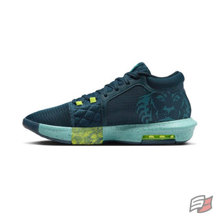 Lebron witness 8
