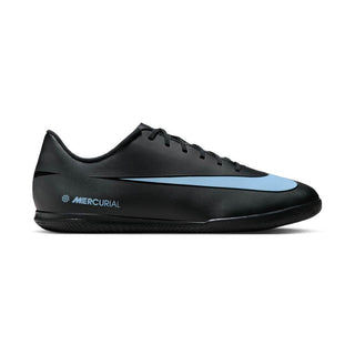 Nike mercurial vapor 16 club in ad