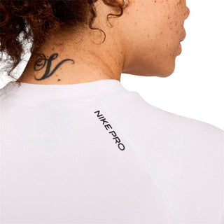 Nike dry-fit t-shirt women's
