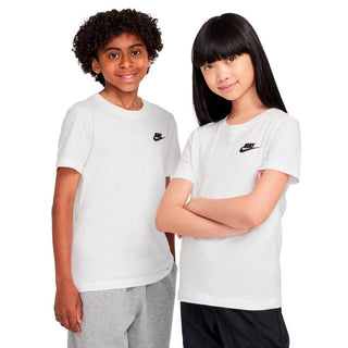Nike sportswear tshirt youth