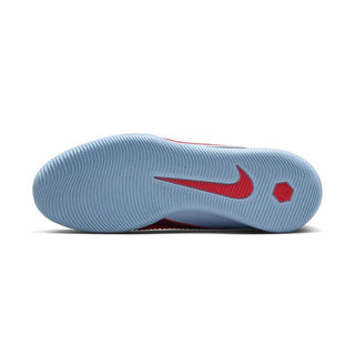 Nike phantom 6 low academy in ad