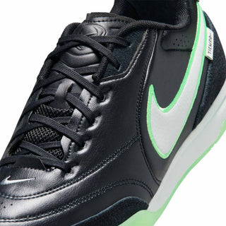Nike tiempo streetgato in