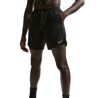 Nike stride running short men