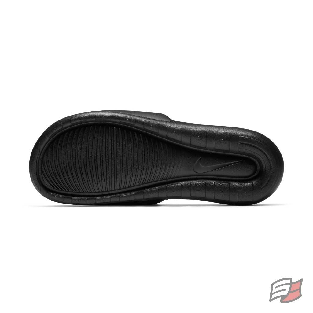 Nike victori one men's