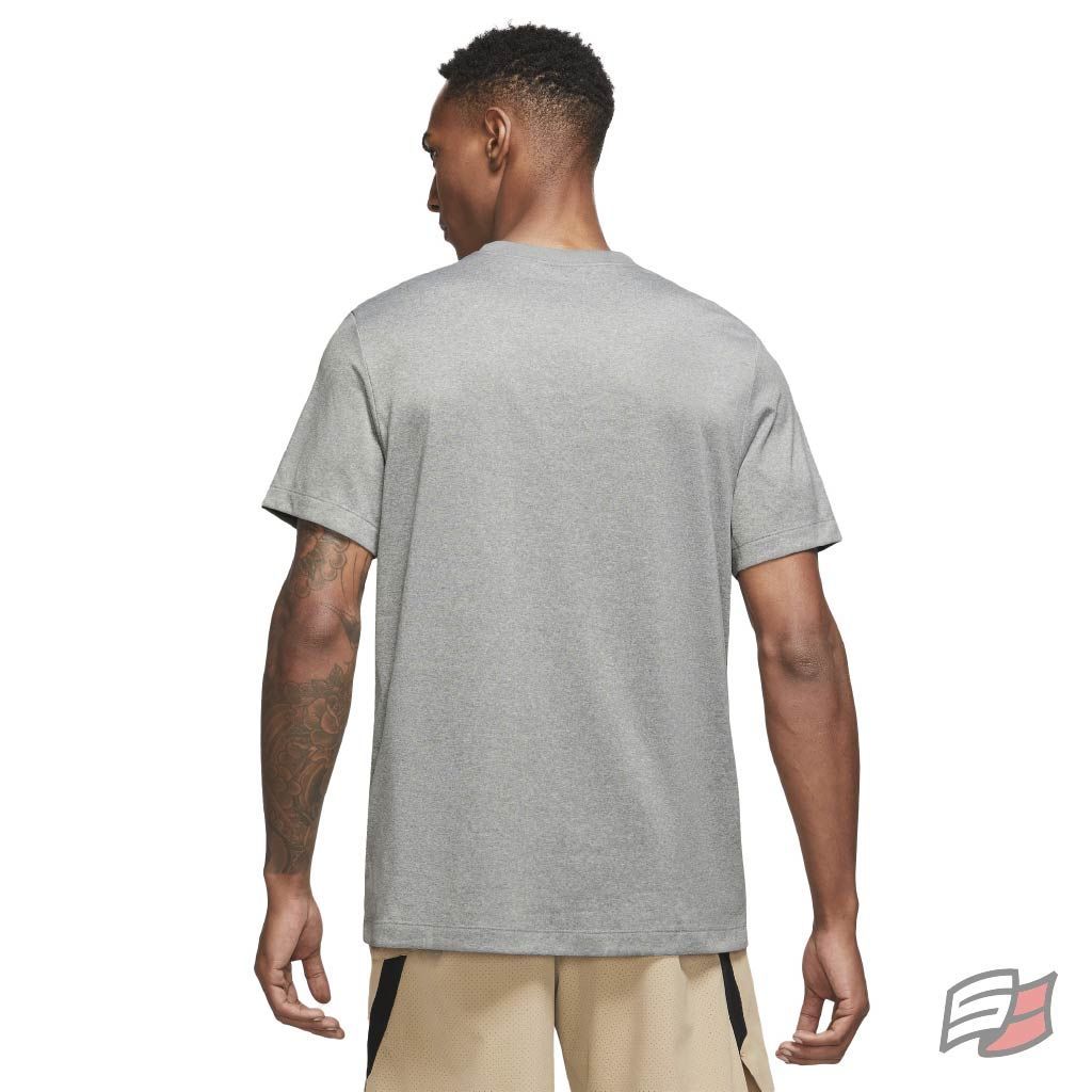 Nike dri-fit legend tshirt men's Sports Contact