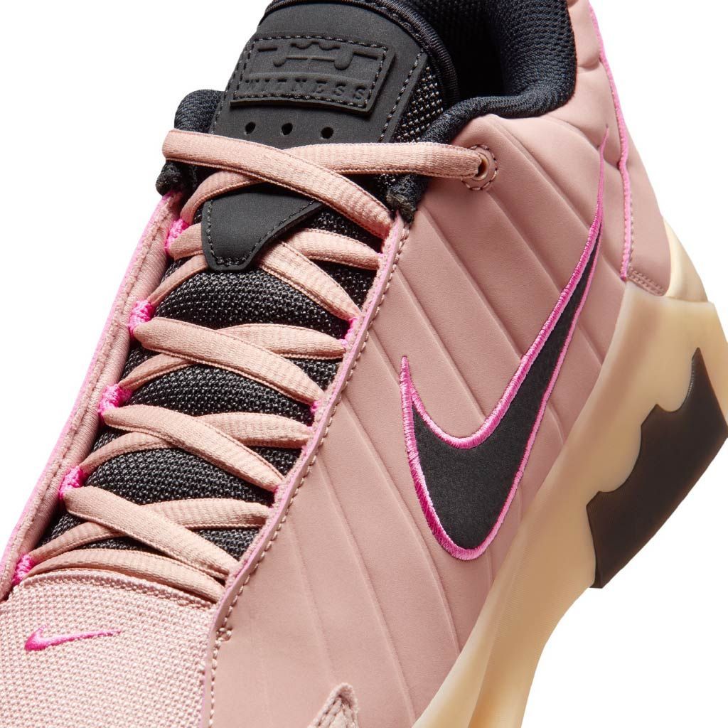 Lebron witness ix ad