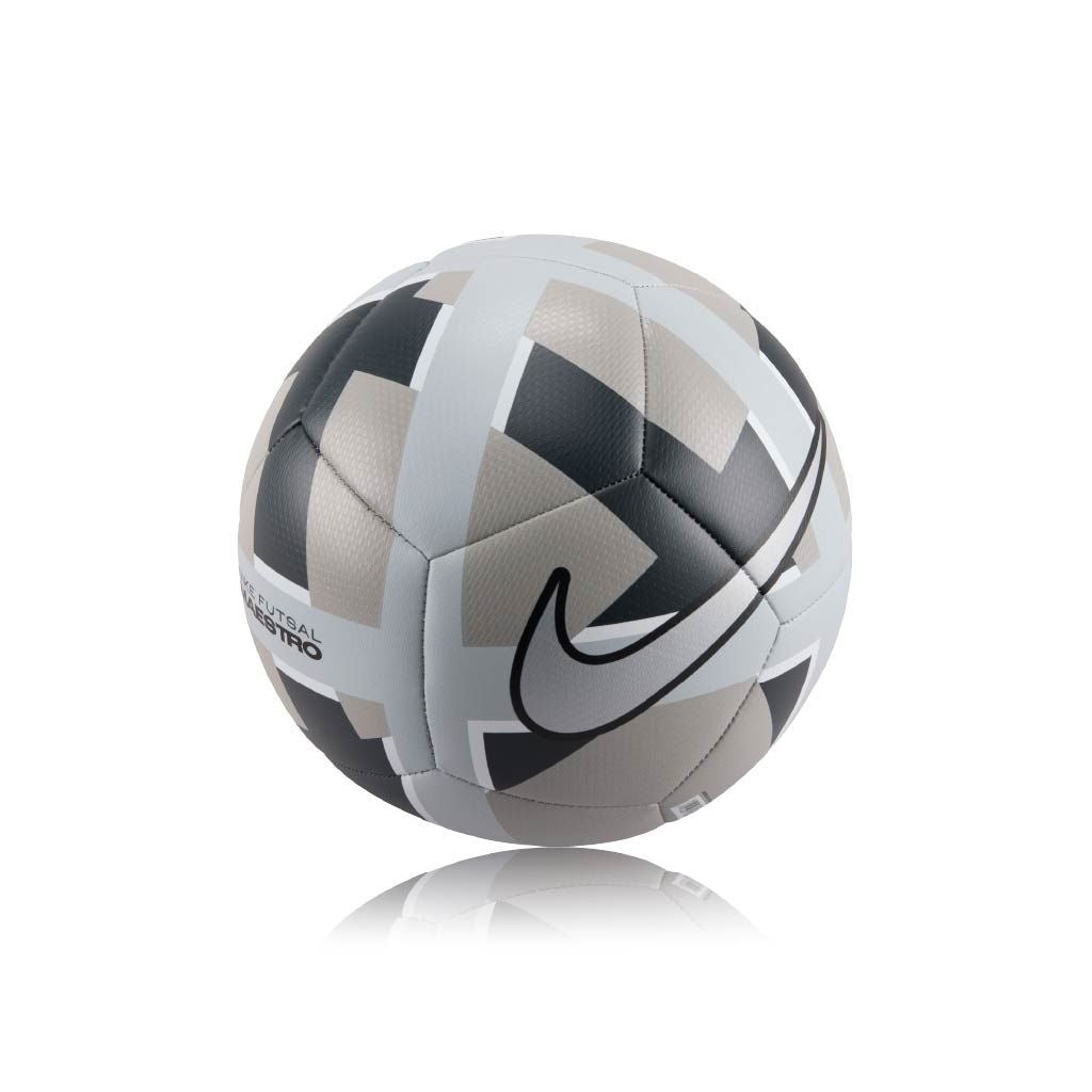 Nike maestro futsal ball