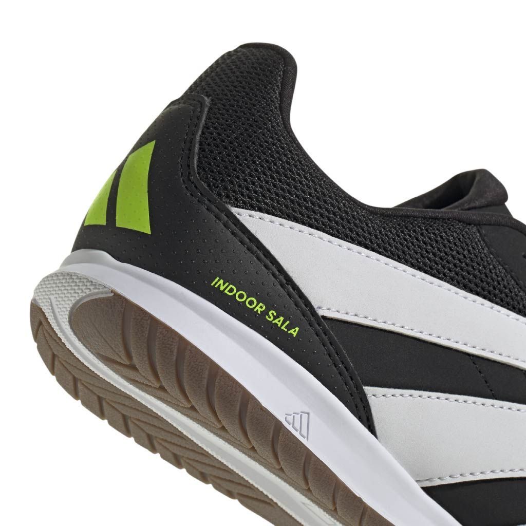 Predator club sala in ad