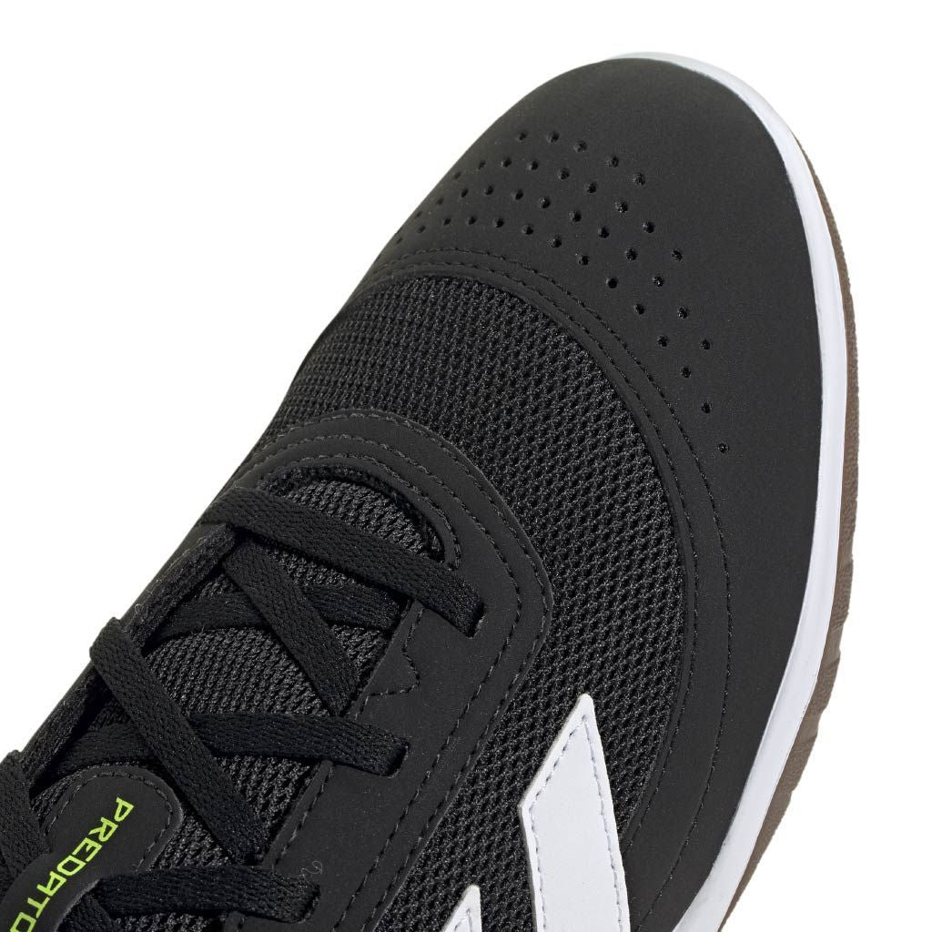 Predator club sala in ad