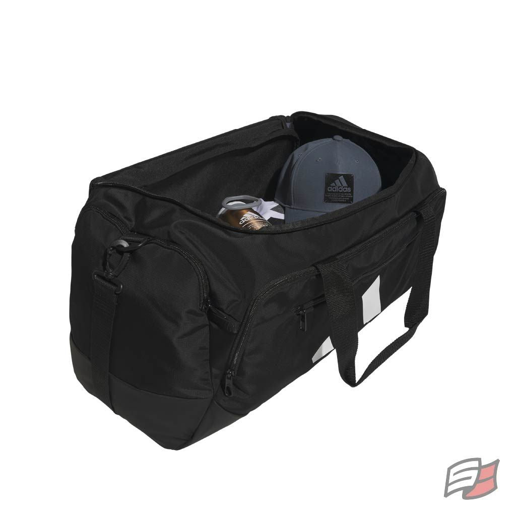 Defender 5 medium duffel bag