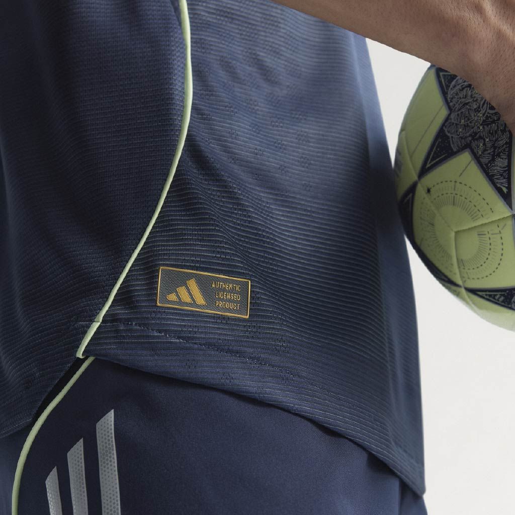 Maillot real madrid authen. away (homme)